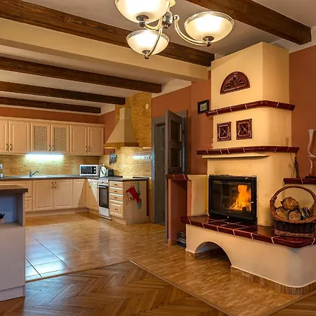 Apartahotel U Jurka 4*